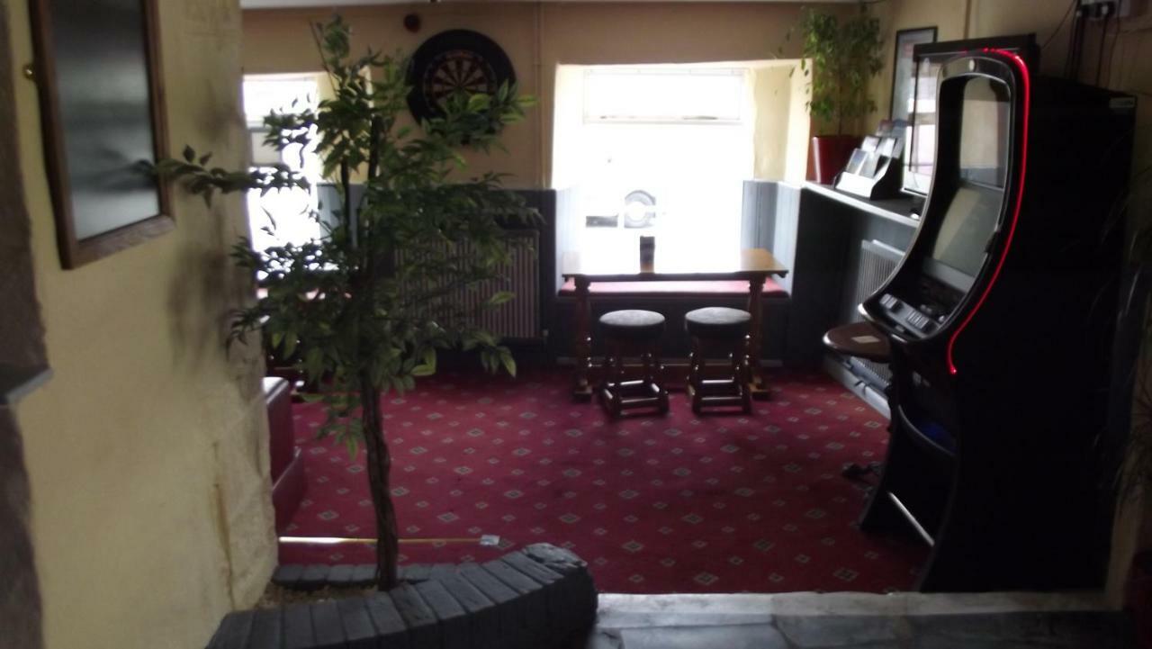 White Hart Inn Bodmin Extérieur photo